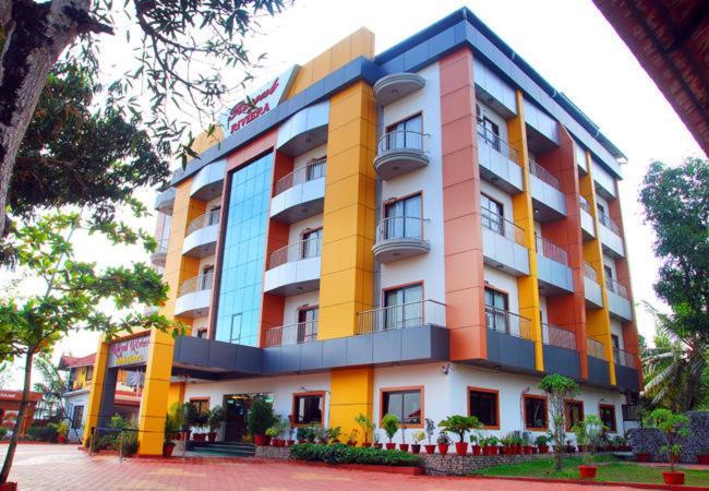 Hotel Royal Riviera Kumarakom Exterior foto